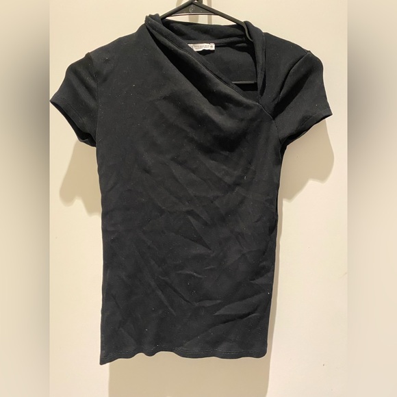 ⭐️Zara Ribbed Shirt⭐️ - Picture 1 of 6